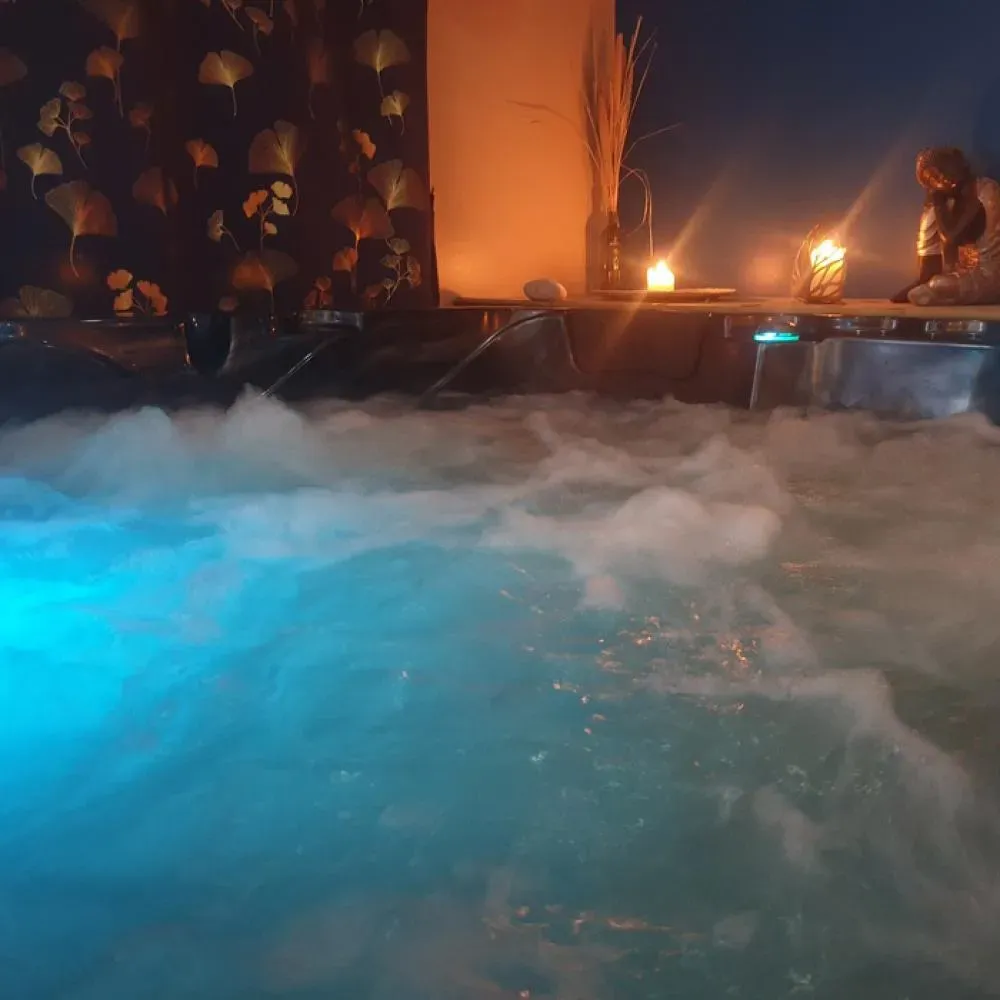 Jacuzzi privatif à Herzeele